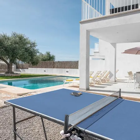 Stunning Marianella Gris, Pool, Bbq, Ac, Free Wifi