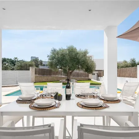 Stunning Marianella Gris, Pool, Bbq, Ac, Free Wifi